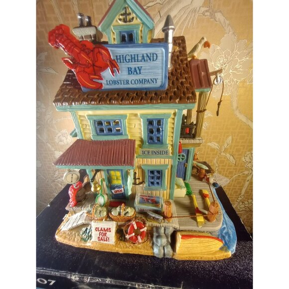 Carole Town Collection 2007 highland Bay lobster Christmas village 2007 light up